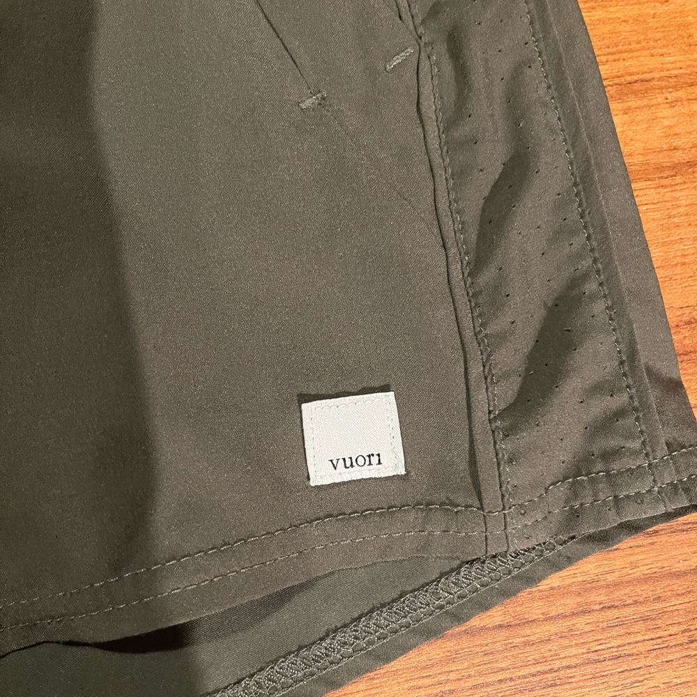 Vuori Women’s Dash Shorts- Olive Green - Picture 2 of 4